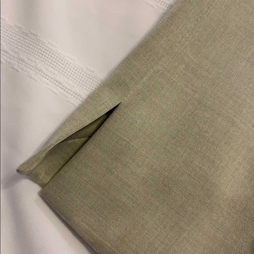 Clothes - Picture 10 of 12